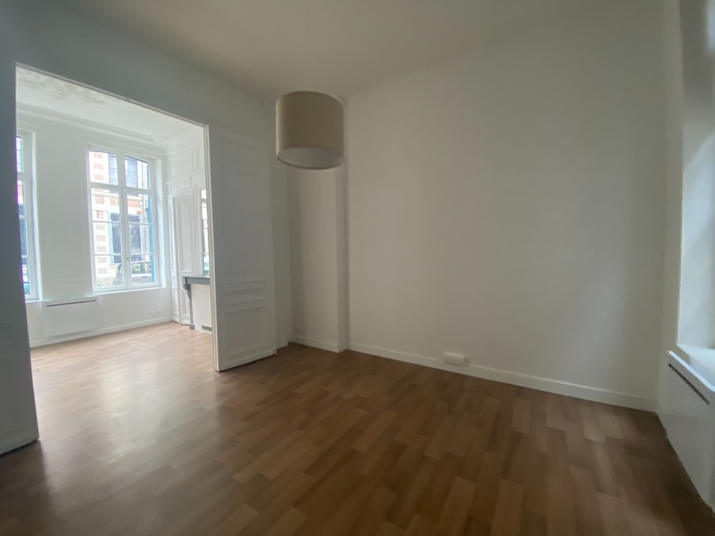 T2 non meuble rue leonard danel Photo 1 - JLW Immobilier