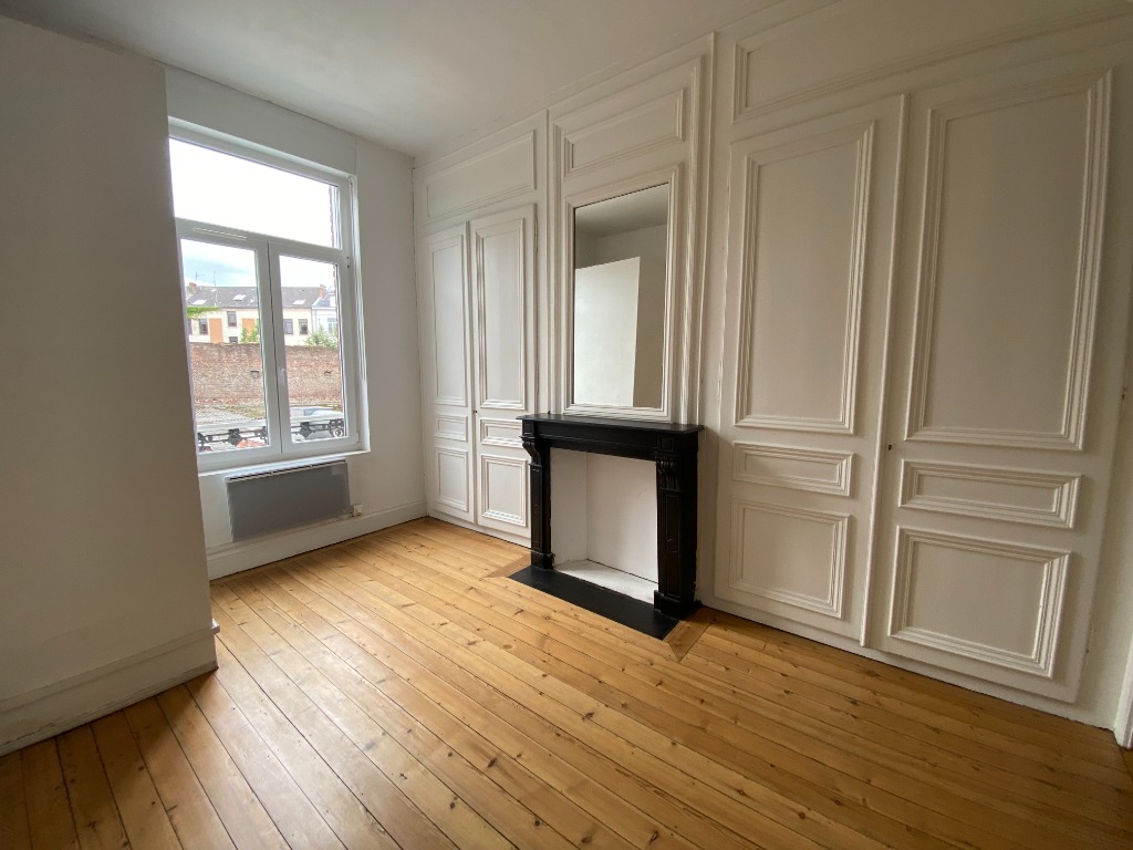 T2 non meuble 5525m place sebastopol Photo 5 - JLW Immobilier