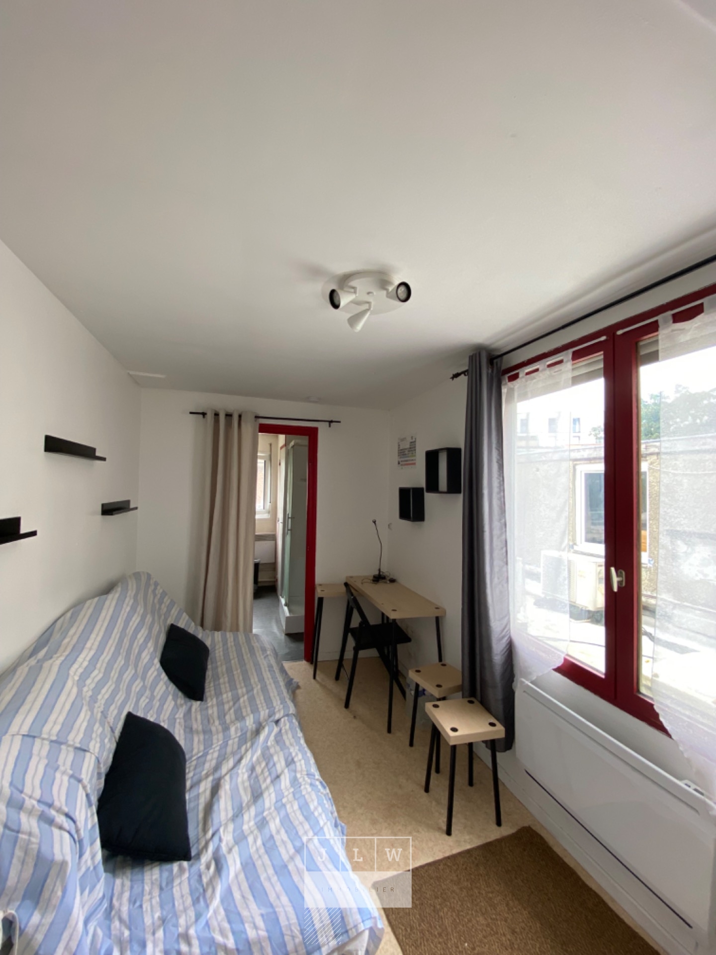 Moulins studio meuble 14m2 Photo 1 - JLW Immobilier