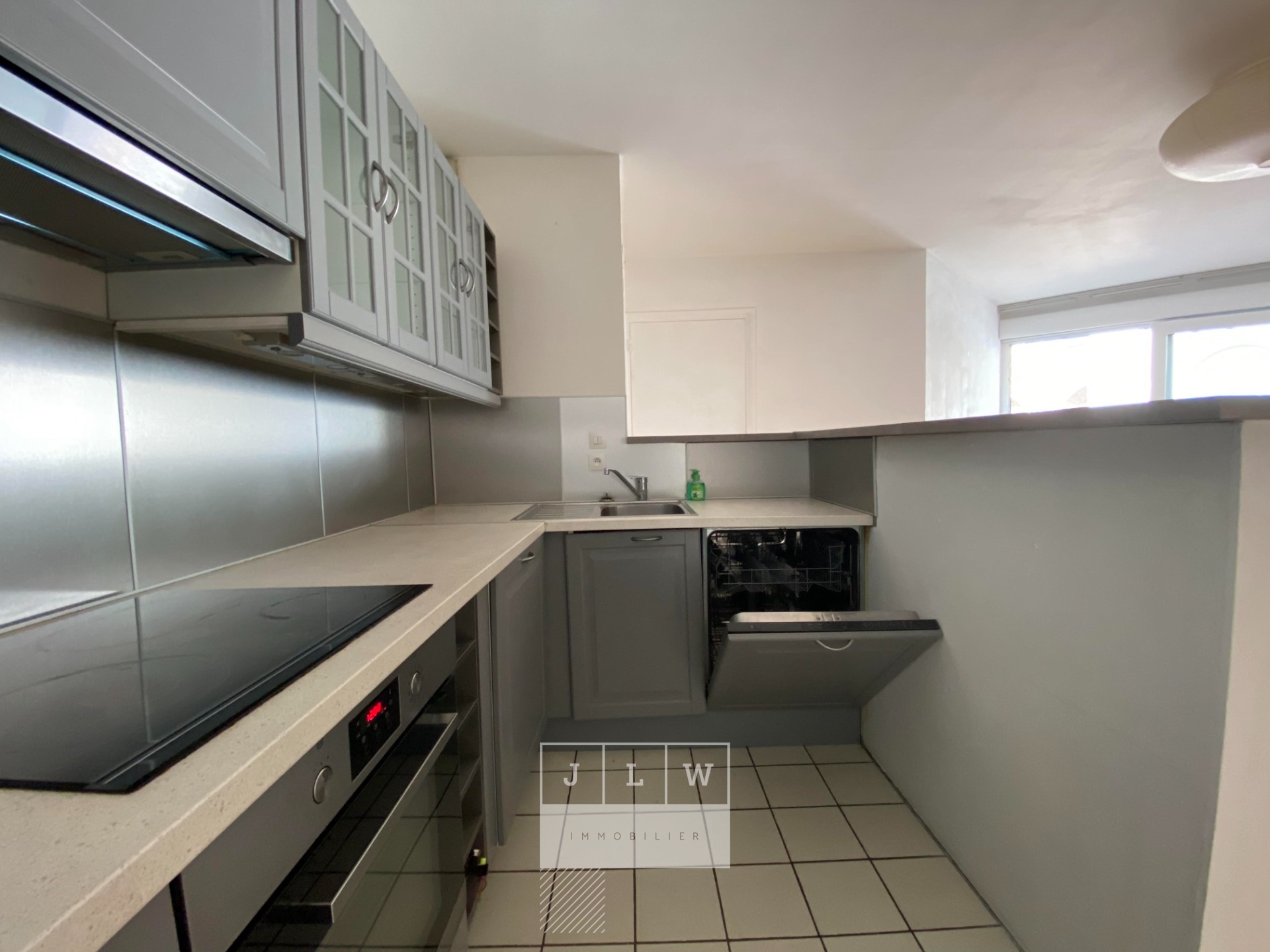 Appartement type 3 57m2 vieux lille Photo 2 - JLW Immobilier