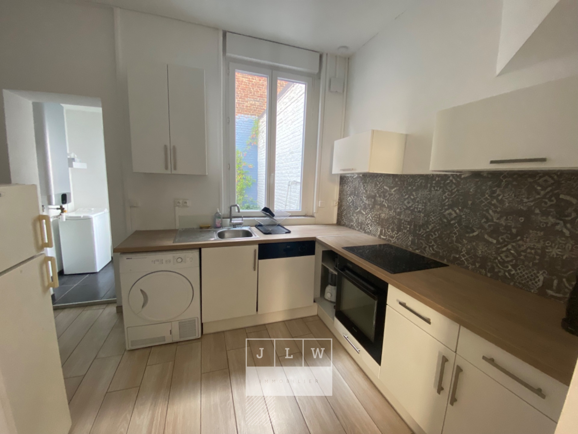 Lille maison t2 bis meublee porte d arras de 48 m2 Photo 3 - JLW Immobilier