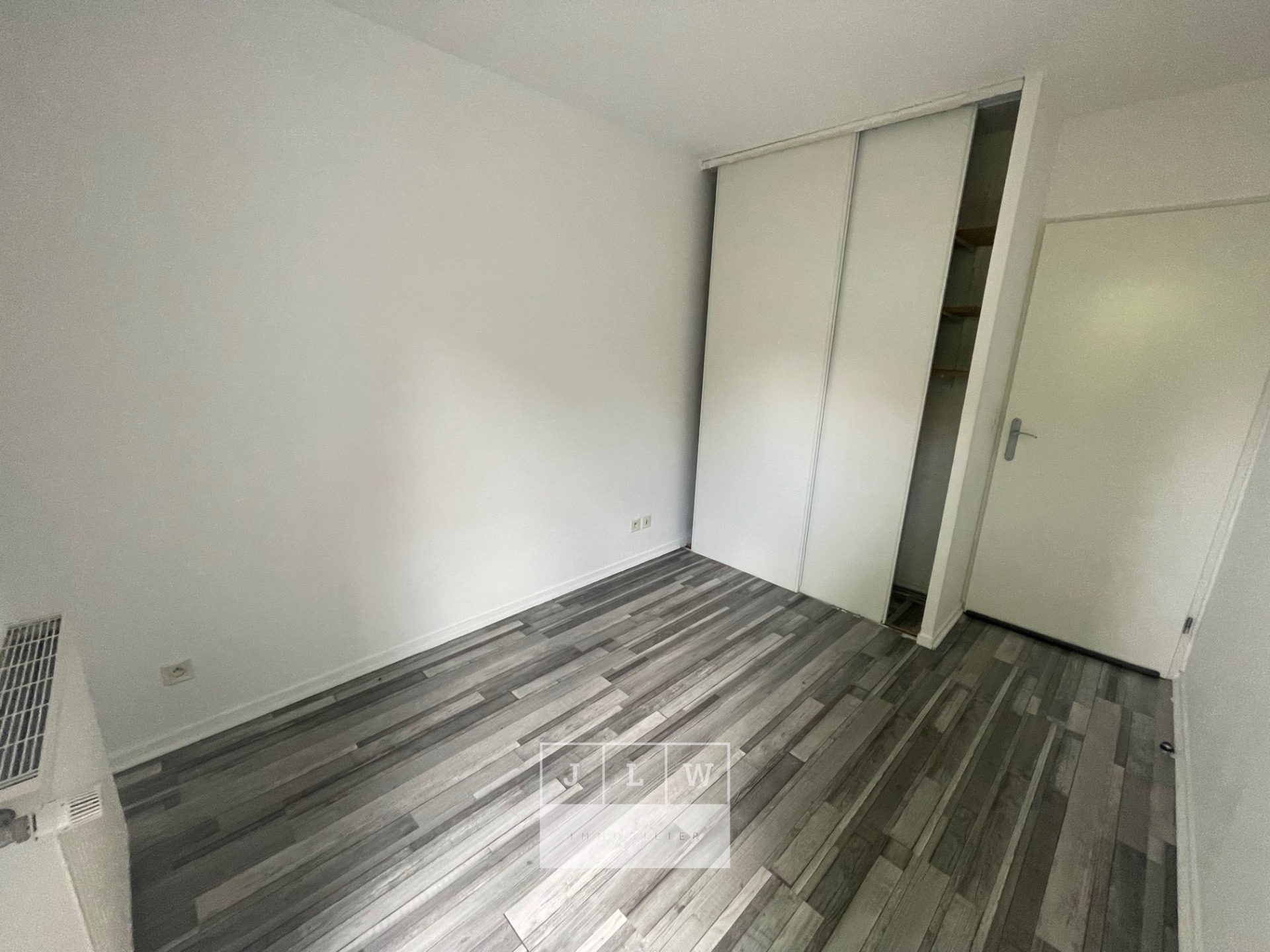 T3 en residence avec terrasses et parking Photo 8 - JLW Immobilier