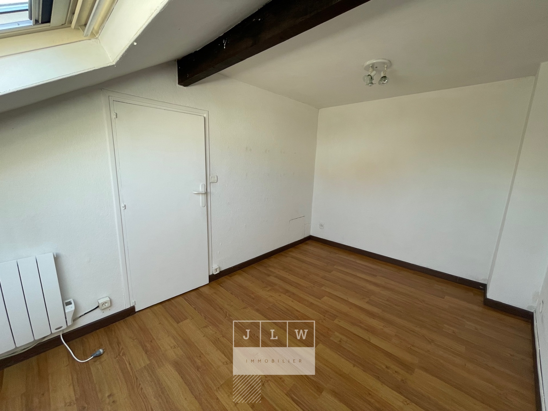 Grand studio saint michel Photo 7 - JLW Immobilier