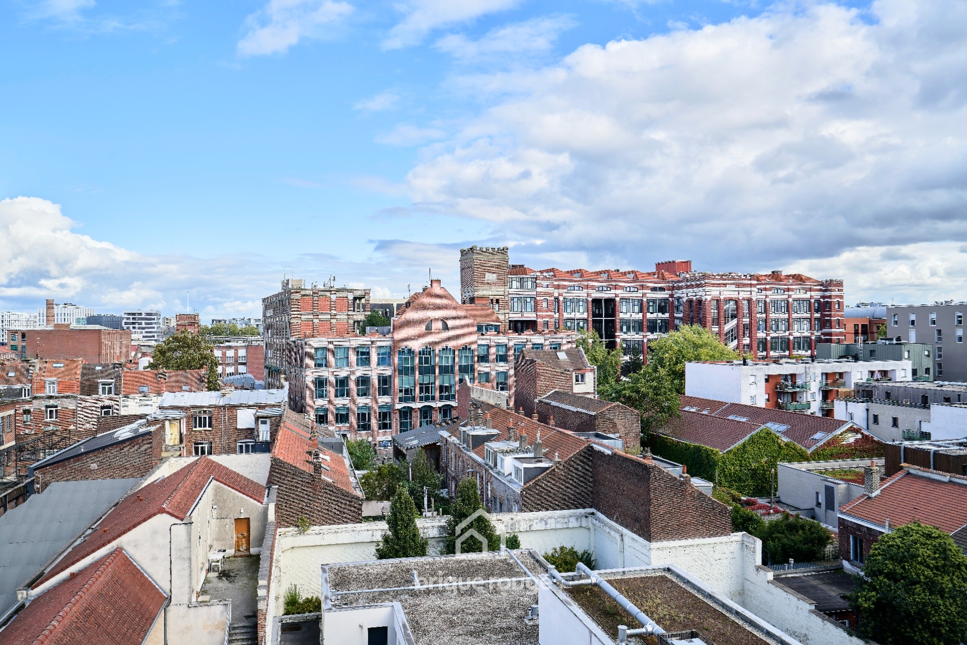 T3 avec balcon et terrasse dernier etage  2 min du metro Photo 1 - JLW Immobilier