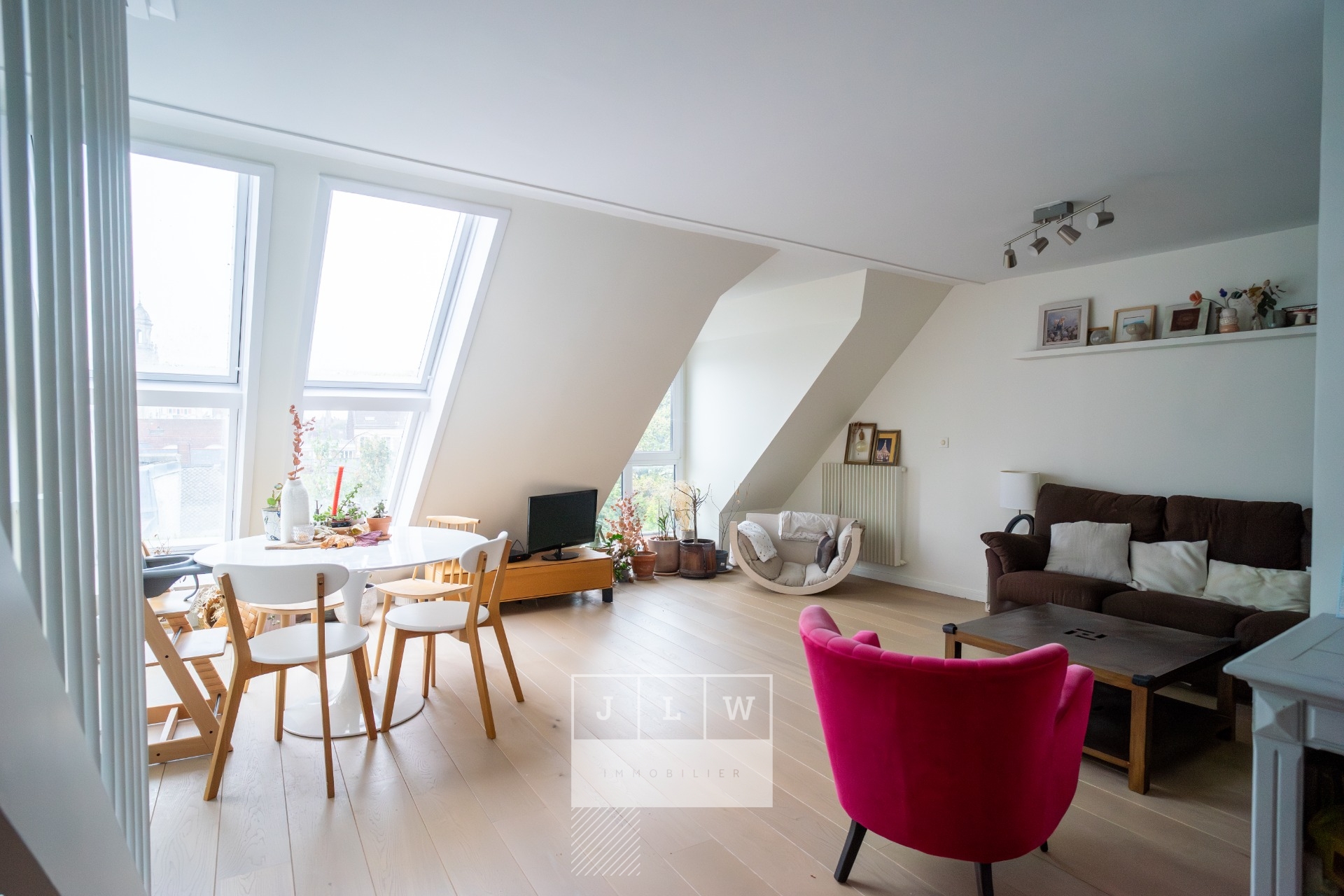 Joli type 3 vieux lille 98m2 Photo 1 - JLW Immobilier