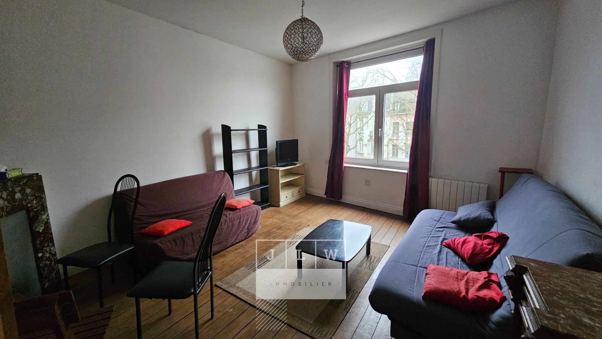 Appartement t2 meuble proche portes des postes 43m Photo 3 - JLW Immobilier