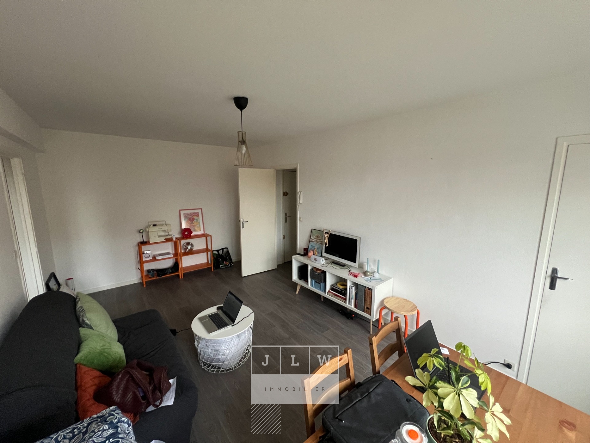 T2 avec parking et cave Photo 3 - JLW Immobilier